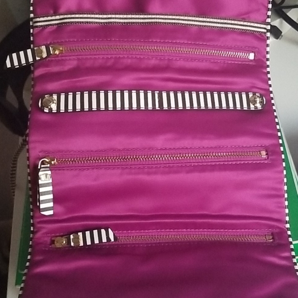 Great condition, jewelry case ,one deep and 3 smal - Picture 6 of 8